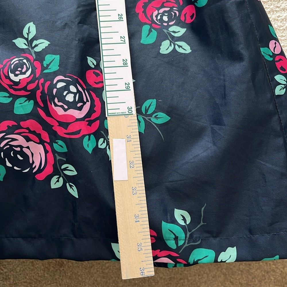 Capelli Raincoat with hood & belt, Ladies Med , darkest navy with floral print - Picture 13 of 16